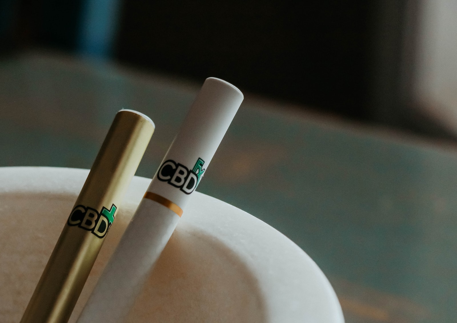 Quelle e-cigarette pour vapoter du CBD ? - Tout savoir sur le CBD